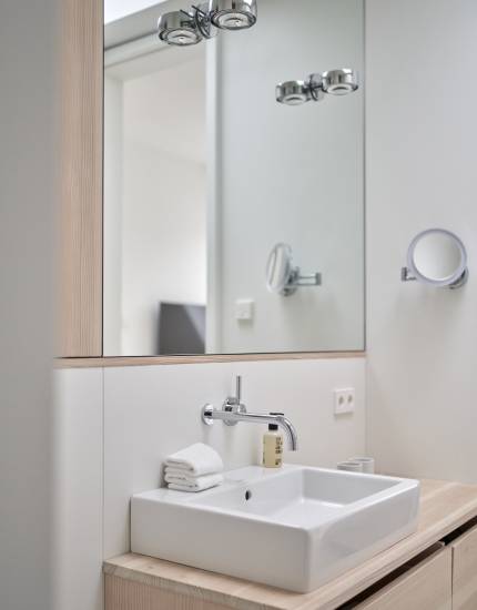 Innenansicht Badezimmer im Apartment Inselhouse auf Norderney
