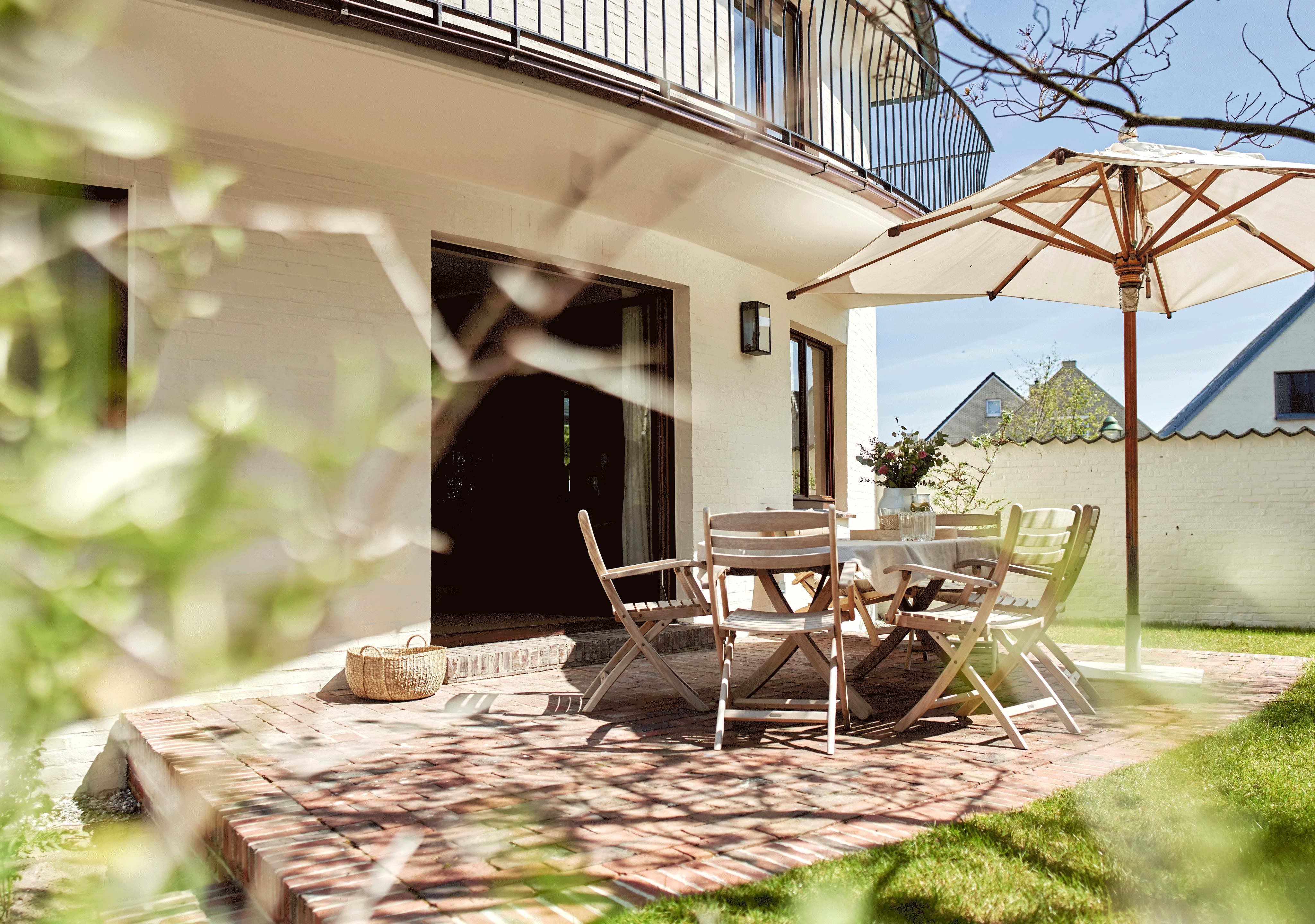 Garten Ferienhaus Else auf Norderney mit Garnitur